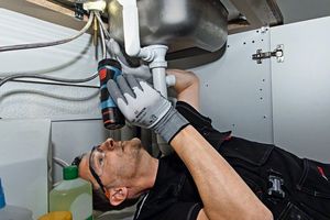 Аккумуляторные фонари GLI 12V-80