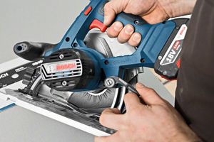 Аккумуляторная циркулярная пила GKS 18V-57 G