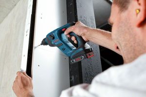 Аккумуляторный перфоратор с патроном SDS plus GBH 18 V-LI Compact